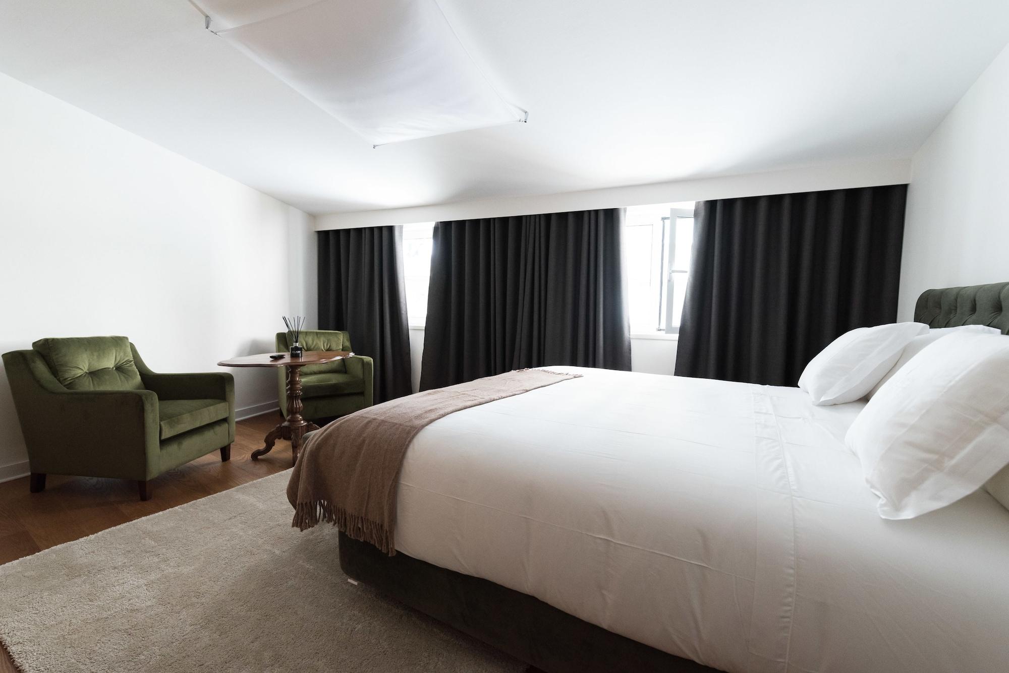 1869 Principe Real House Bed & Breakfast 4*